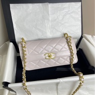 Chanel 香奈兒 21b淡紫色 金扣 菠蘿幣復古牛皮黛妃雙環鏈條包