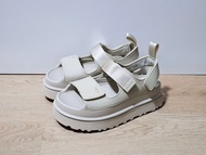 全新 UGG 厚底鞋