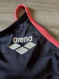 Arena bikini泳衣