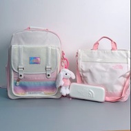 韓國預訂 2色選 the north face .拼色 兒童（配送手提袋、筆袋毛絨掛件 、安全口哨）背包