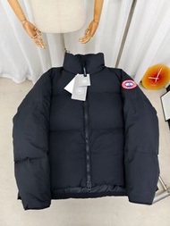 Canada Goose 黑色羽絨外套