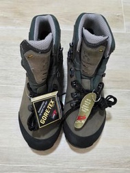 Haglofs gore-tex hikking boot women 39.5