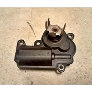 Porsche 992  Servomotor for Flue Gas Flap / Servo Motor Exhaust Flap 992906247A