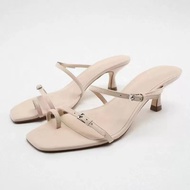 Zara2022 Summer Women's Shoes Cover Toe Strap Buckle Cat Heel Light Beige Fashion French High Heel Sandals