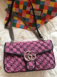 非常漂亮 GUCCI Marmont Multicolor Canvas 馬夢包 粉紅丹寧銀鏈 斜揹包 肩背包