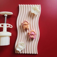 TD33_ Khuôn bánh trung thu hình thỏ ngọc_ 4 kiểu_25gr-50gr