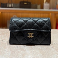 【高辨識金扣設計】CHANEL Classic Flap Card Holder｜經典雙C金扣翻蓋卡夾／零錢包｜黑色金扣｜晶片款