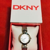 DKNY手錶