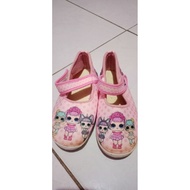 CHILDREN'S SHOES SIZE 34