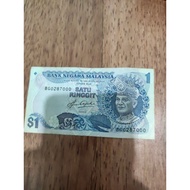 Malaysia old bank note (1) - 5th series Prefix BG (last 4 number 7000)- Signed by Tan Sri Abdul Aziz