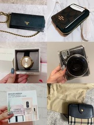 1.Prada woc  2.coach 零錢包 3.mk手錶 4.富士拍立得 50s 5.倩碧保養組 6.Burberry短夾