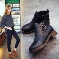 รองเท้าบูทมาร์ตินหญิงสไตล์อังกฤษ รองเท้าหุ้มข้อแบบสไตล์เกาหลี รองเท้าบูทสั้น รออกแบบที่เรียบง่ายดำ