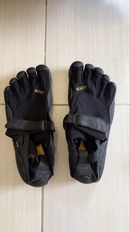 Vibram 五指鞋