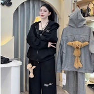 HAPYY embroidered 2-skin felt set COMES WITH A BEAR super cute Korean stylethuunisex M2̉46