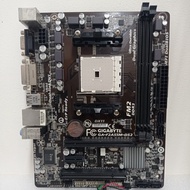 mobo FM2 gigabyte A55 ddr3 onboard vga