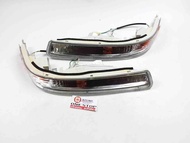 Toyota ไฟเลี้ยวโค้ง รถตู้ไฮเอจ LH116 YH130 ( 1 คู่ )