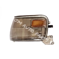 Mitsubishi Delica L-300 L300 1993 - 1996 Corner Light Corner Lamp Signal Light Signal Lamp