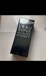 Issey Miyake L’Eau super majeure D’Issey