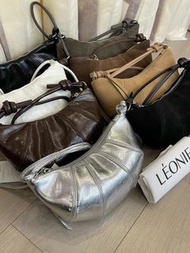 正韓包包 東大門檔口 LEONIE 真皮牛皮牛角包萬萬家 onemone toae dearni bucks leather 小廢包手提包肩背包單肩包斜背包側背包