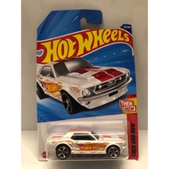 Hotwheels Ford mustang coupe