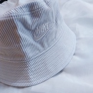 ♡全新正貨♡ Nike 燈芯絨BB粉藍色漁夫帽 ♡ Corduroy Bucket Hat in Baby Blue ♡ adidas kangol