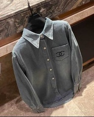 （Chanel ）小香字母刺繡柔軟牛仔外套