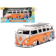 1962 VOLKSWAGEN BUS ORANGE & WHITE W/SURFBOARD 1/24 DIECAST MODEL CAR JADA 34231