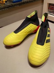 Adidas predator