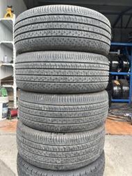 議價出售215/55R17馬牌輪胎四條，二手輪胎，18年的輪胎，因換