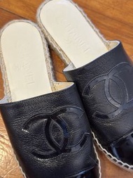 Chanel 拖鞋
