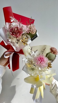 母親節康乃馨花束 母親節乾燥花束 永生花束 4色