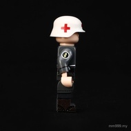 Hot-selling World War II Building Block Minifigure German Medical Soldier Suitcase Uniform Four-Side