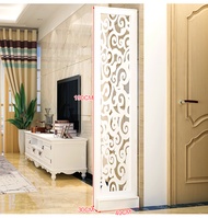 Tấm vách ngăn phòng CNC chất liệu nhựa 10 li  bao gồm khung  thiết kế hoa văn theo yêu cầu