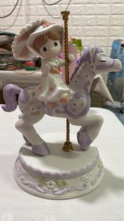Disney Precious Moments Showcase Collection Share the Gift Of Love 133011 It’s A Most Delghtful Day 