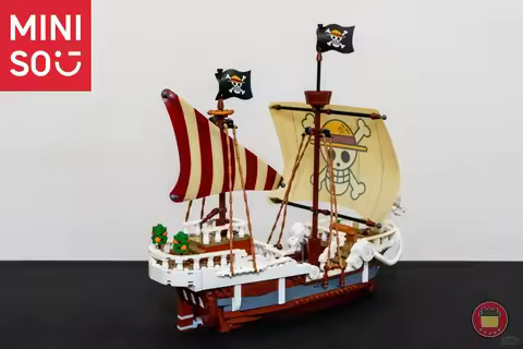 MINISO Little Pirate 1376PCSdigital scale custom jigsaw battleship 75639 model craft suit DIY assemb