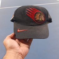 TOPI VINTAGE NIKE X BLACKHAWKS