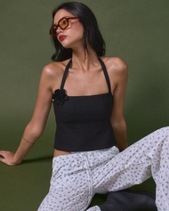 Reverie Blooming Top - เสื้อผูกคอ ตกแต่งดอกไม้ถัก (มี 3 สี)