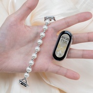 กำไลไข่มุกสีขาว Mi Band 8สายรัดนาฬิกาข้อมือเครื่องประดับสำหรับ Xiaomi Mi Band 8วงสำหรับ Miband 8 Wristband ยางยืด
