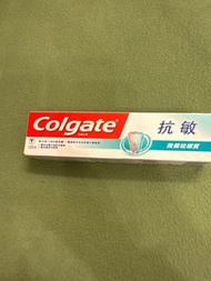 (2027年8月到期）COLGATE Sensitive Enamel Protect Toothpaste 高露潔抗敏強健琺瑯質抗敏感舒緩牙齒敏感牙膏 120G
