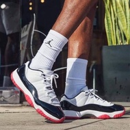 Nike Jordan 11 Retro Low Concord Bred