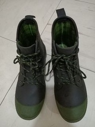 Palladium 防水短靴 黑色