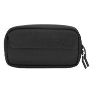 Incase Crosstown Sling 城市漫遊系列 輕巧斜肩包 (黑)