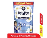 Molto Pewangi Pakaian 780 ml