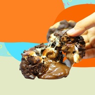 Special Salted Caramel Chocolate S'mores Cookies