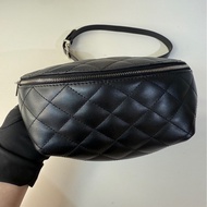 CHANEL｜員工腰包 黑