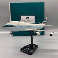 1:200 1:400 Cathay Pacific Airlines   1:200  747-400 Asia’s world city  747-400 ERF Cargo 747-8 Cargo  777-300  KA A321neo   1:400  Cathy pacific Dragonair 國泰航空 飛機模型