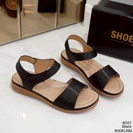 D27 Sandals Wear It And Won't Be Stuffy. Simple But Stylish Design