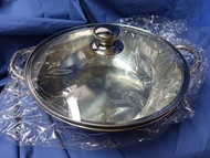 (賣 或 以物換物) Philips 28cm Hot Pot with Glass 飛利浦電磁爐煲連玻璃蓋 (082) (見圖有貨不用問 未下架即有貨 大家互相確認交換物品後 才出價作實 不想浪費太