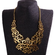 Vintage Hollow Filigree Flower Pendant Choker Chunky Statement Bib Necklace Traditional Gold Necklace Rantai Klasik