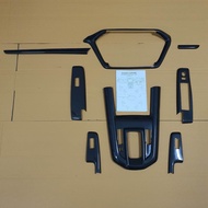 ชุดแต่งภายใน D-MAX ใส่รุ่น เกียร์ออโต้ ลายคาร์บอน ใส่ปี 2020 - 2021 - 2022 - 2023   ( มีทั้งแคปและ 4